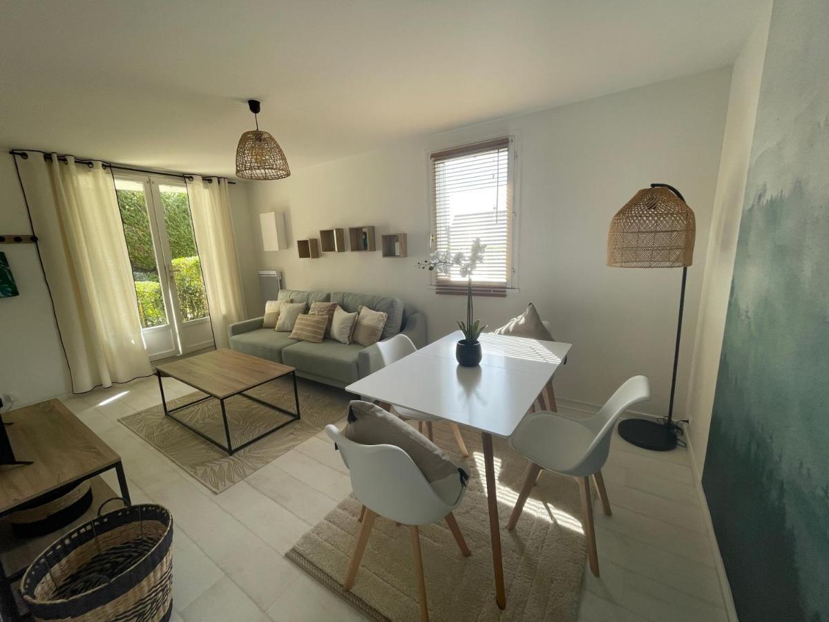 Le Plein Soleil, Appt 2 Pieces Terrasse, 600 M De La Plage De Blonville Sur Mer Apartment Ngoại thất bức ảnh